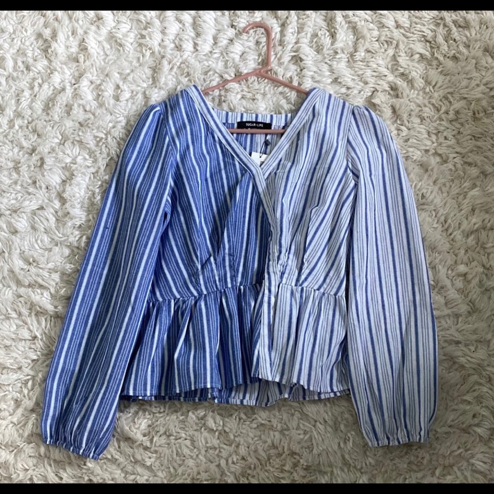 Women’s Cropped Shirt